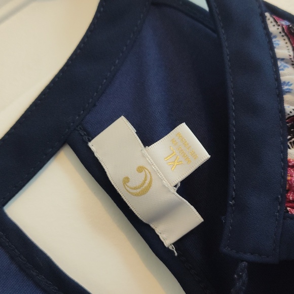 C apparel Dress - Picture 8 of 8